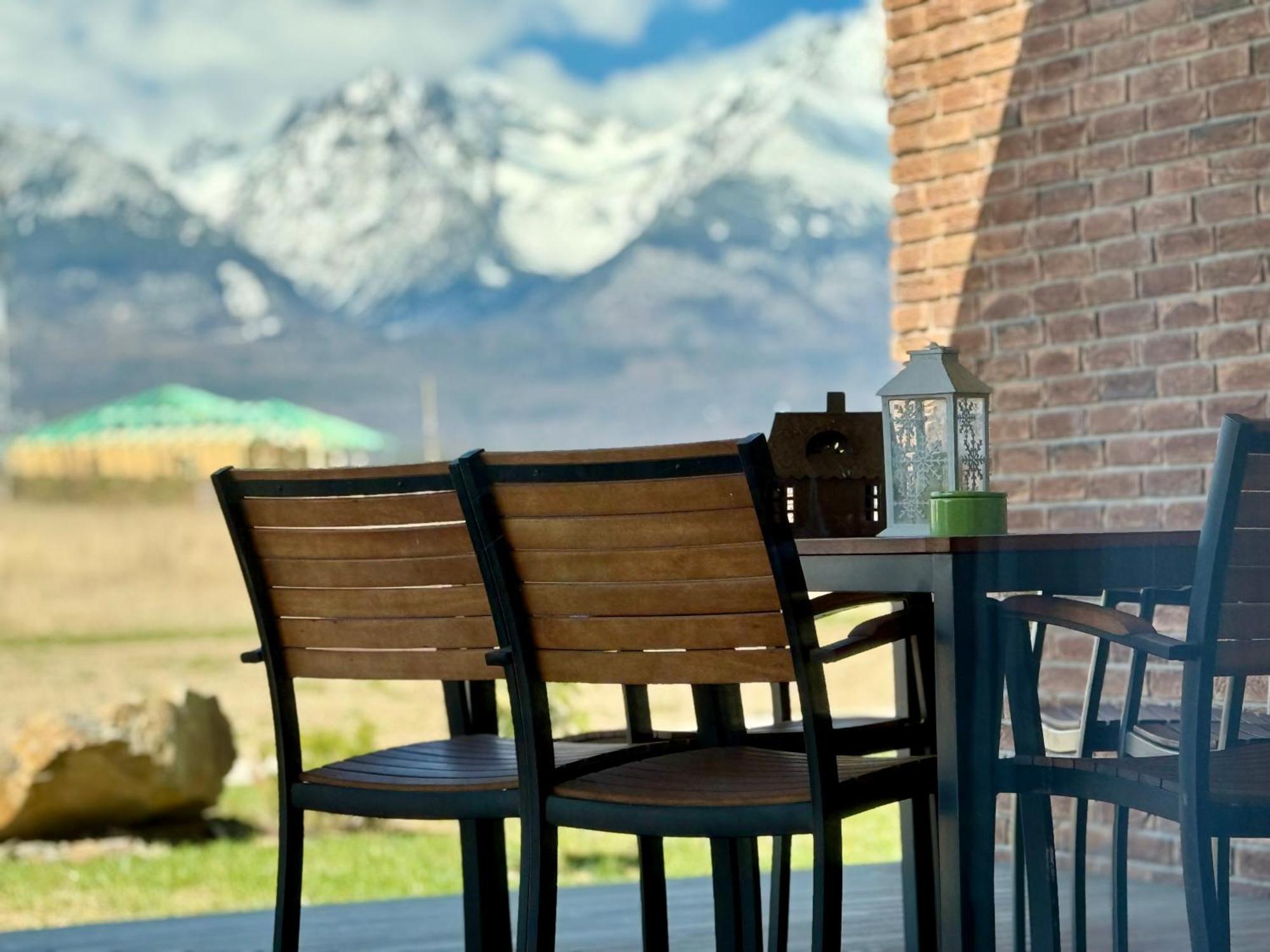 Vysoke Tatry - Isc Resort House For 13 People With 6 Extra Bed Poprad Bagian luar foto