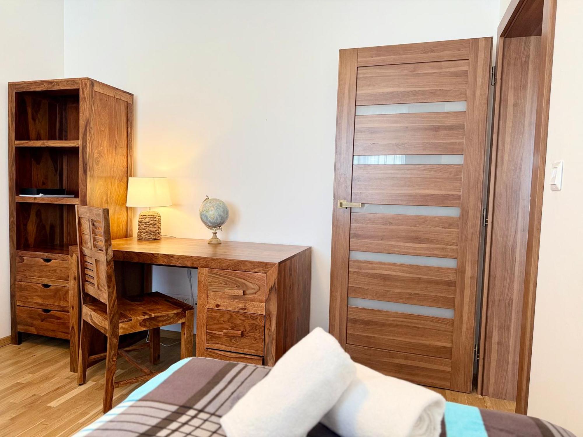 Vysoke Tatry - Isc Resort House For 13 People With 6 Extra Bed Poprad Bagian luar foto